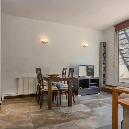 3bd With Private Terrace Right By Sagrada Familia Barcelone