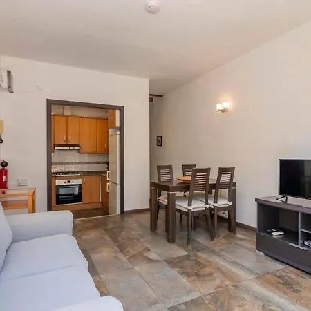 Appartement 3bd With Private Terrace Right By Sagrada Familia *
