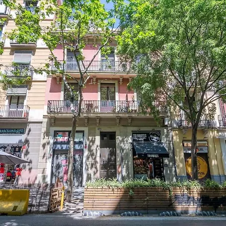 3bd With Private Terrace Right By Sagrada Familia Appartamento *